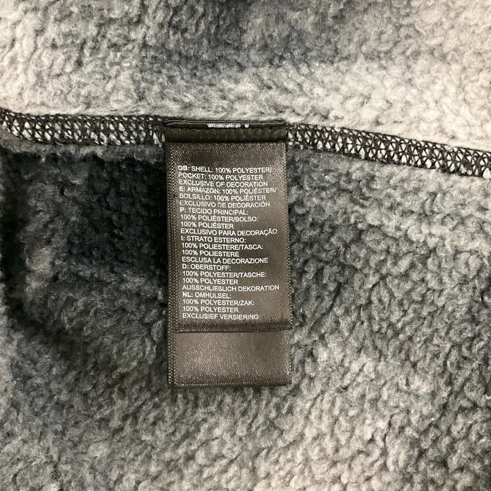 The North Face 1/4 Zip Fleece Hoodie - Picture 11 of 11